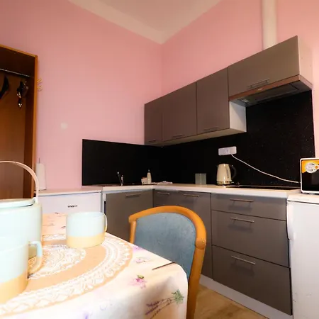 Wellness Penzion Kromeriz - Zlobice Guest house
