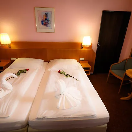 Wellness Penzion Kromeriz - Zlobice 3*