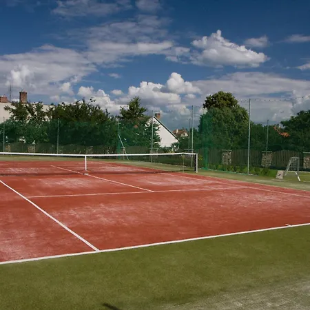 Wellness Penzion Kromeriz - Zlobice