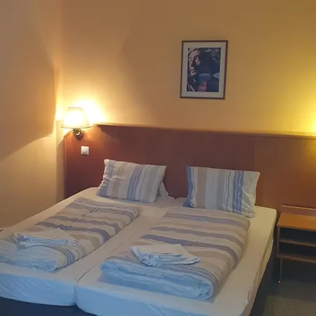 Wellness Penzion Kromeriz - Zlobice Кромержиж