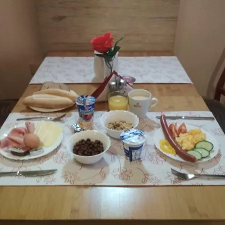 Wellness Penzion Kromeriz - Zlobice Guest house 3*